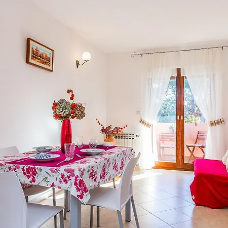 Tolles Nur 300 Meter Bis Zum Mit Kueche, Bad, Klima, Parkplatz Apartment *